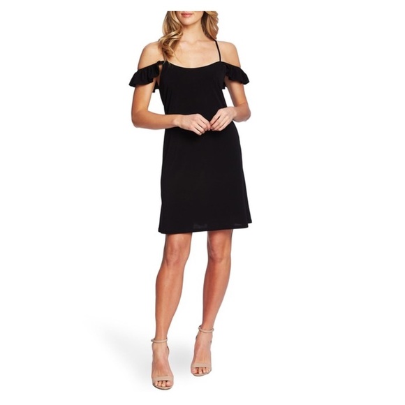 Petite Robe Noire Velours Off-shoulder - Taille Small (4) - Occasion Excellent état - Embellissements - Marque Moda International